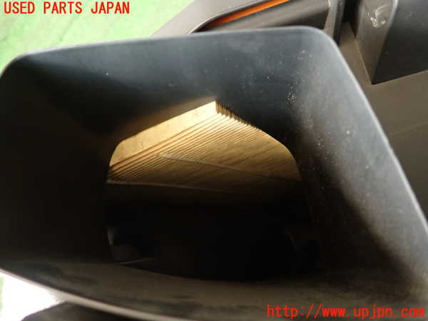 2UPJ-9238222560]BMW 335i クーペ E92(WB35)エアクリーナーボックス 中古_4