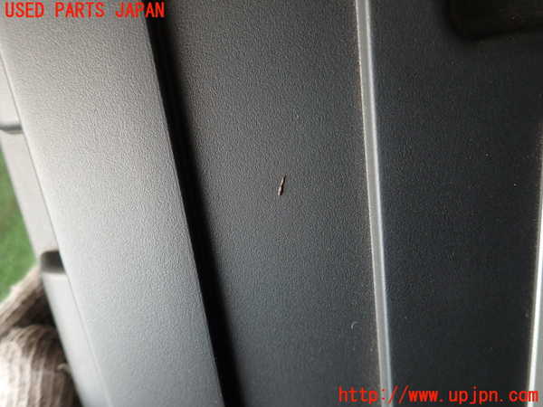 2UPJ-9238222160]BMW 335i クーペ E92(WB35)エンジンアッパーカバー 中古_4