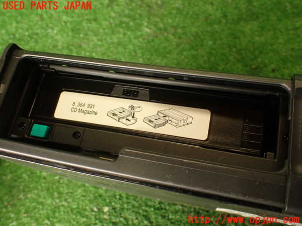 2UPJ-9238226505]BMW 335i クーペ E92(WB35)CDチェンジャー 中古_5