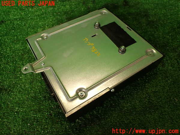 2UPJ-9238226525]BMW 335i クーペ E92(WB35)アンプ 中古_2