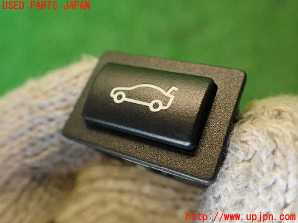 2UPJ-9238226308]BMW 335i クーペ E92(WB35)スイッチ3(トランク) 中古_3