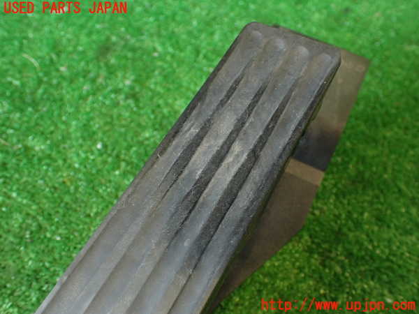 2UPJ-9238226382]BMW 335i クーペ E92(WB35)センサー2(アクセルぺダル) 中古_4