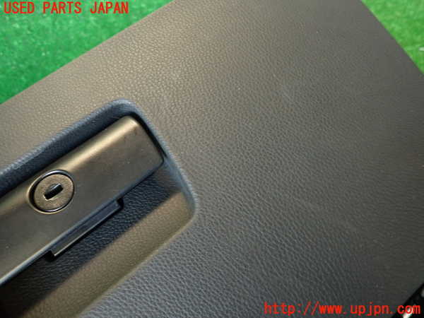 2UPJ-9238227516]BMW 335i クーペ E92(WB35)グローブボックス1 中古_2