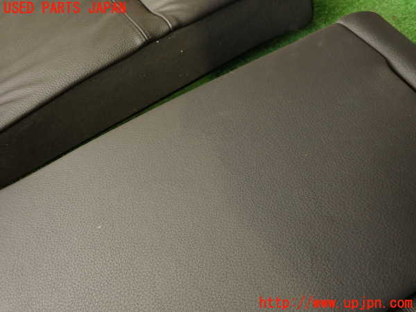 2UPJ-9238227385]BMW 335i クーペ E92(WB35)リアシート 中古_4