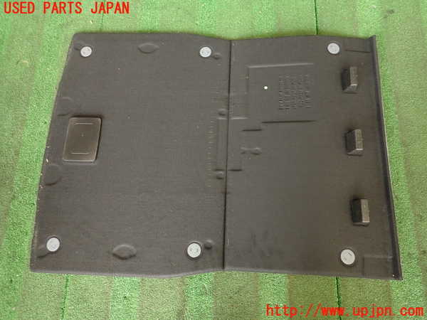 2UPJ-9238227771]BMW 335i クーペ E92(WB35)ラゲッジトレイ1 中古_4