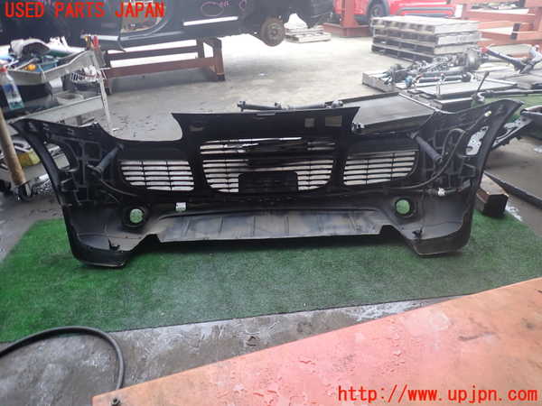 2UPJ-9238231010]ポルシェ・カイエン ターボ(9PA50A)フロントバンパー (ジャンク品) 中古_5