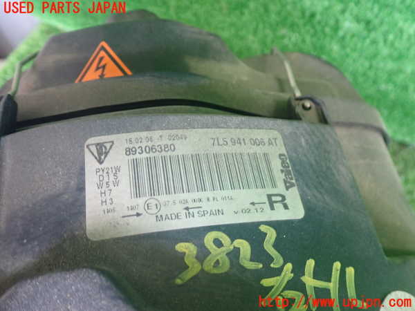 2UPJ-9238231130]ポルシェ・カイエン ターボ(9PA50A)右ヘッドライト HID 中古_3