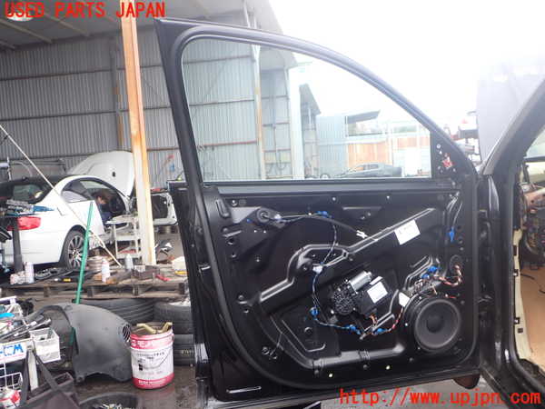 2UPJ-9238231260]ポルシェ・カイエン ターボ(9PA50A)左前ドア 中古(43R-001167 M391)_5