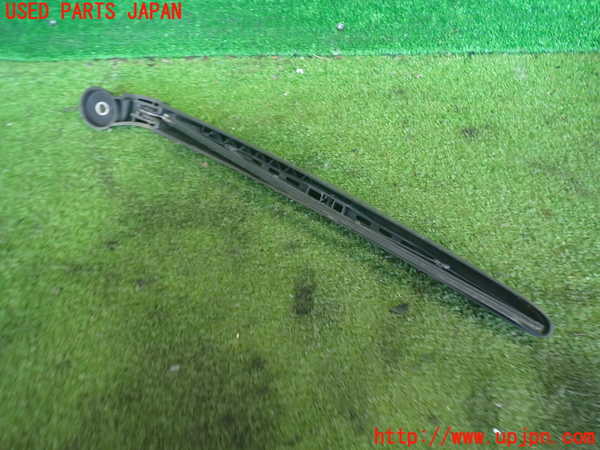 2UPJ-9238231661]ポルシェ・カイエン ターボ(9PA50A)リアワイパーアーム1 中古_2