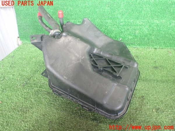 2UPJ-9238232410]ポルシェ・カイエン ターボ(9PA50A)ラジエータータンク 中古_2