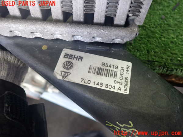 2UPJ-9238232451]ポルシェ・カイエン ターボ(9PA50A)インタークーラー1 中古_3