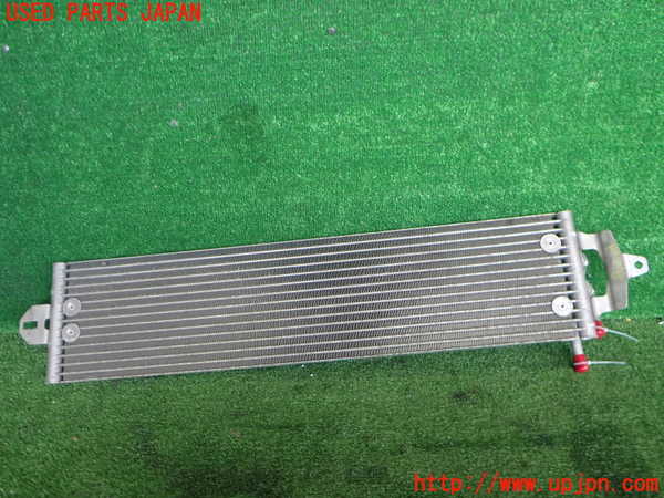 2UPJ-9238232481]ポルシェ・カイエン ターボ(9PA50A)オイルクーラー1 中古_2