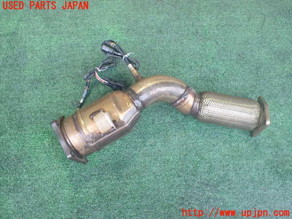 2UPJ-9238232661]ポルシェ・カイエン ターボ(9PA50A)触媒1 中古_2