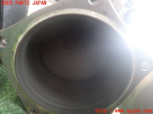 2UPJ-9238232662]ポルシェ・カイエン ターボ(9PA50A)触媒2 中古_3