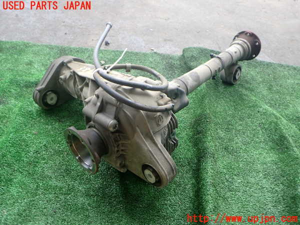 2UPJ-9238234350]ポルシェ・カイエン ターボ(9PA50A)フロントデフ 中古_2