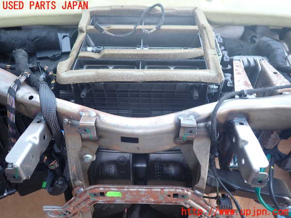 2UPJ-9238236081]ポルシェ・カイエン ターボ(9PA50A)エバポレーター1 中古_2