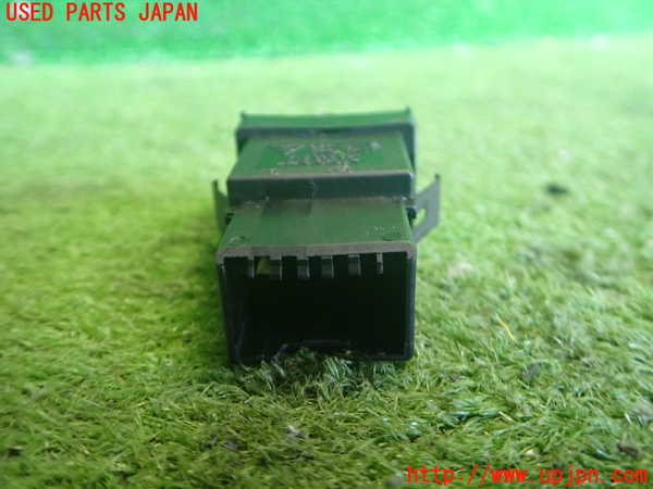 2UPJ-9238236310]ポルシェ・カイエン ターボ(9PA50A)スイッチ5 (シートヒーター) 中古_2