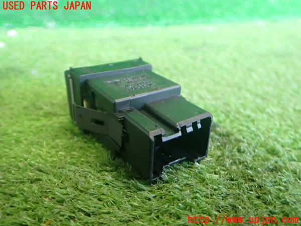 2UPJ-9238236311]ポルシェ・カイエン ターボ(9PA50A)スイッチ6 (シートヒーター) 中古_2