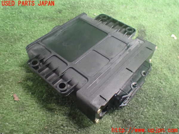 2UPJ-9238236115]ポルシェ・カイエン ターボ(9PA50A)ミッションコンピューター 中古_2