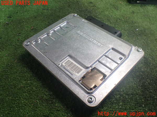 2UPJ-9238236146]ポルシェ・カイエン ターボ(9PA50A)コンピューター1 中古_2