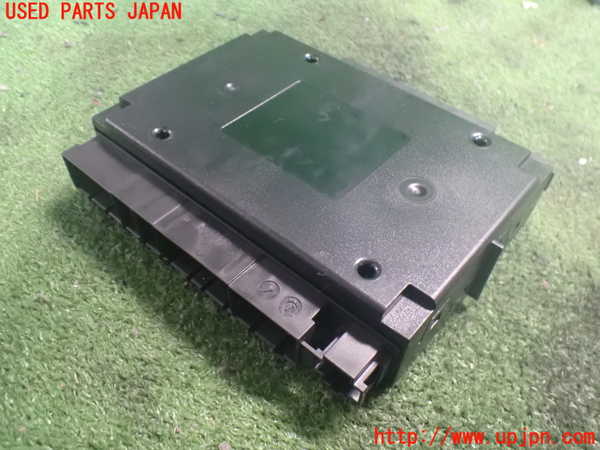 2UPJ-9238236148]ポルシェ・カイエン ターボ(9PA50A)コンピューター3 中古_2