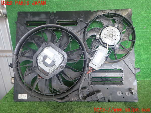 2UPJ-9238236836]ポルシェ・カイエン ターボ(9PA50A)電動ファン1 中古_2