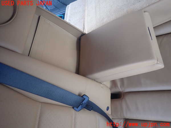 2UPJ-9238237145]ポルシェ・カイエン ターボ(9PA50A)右2列目シート 中古_4