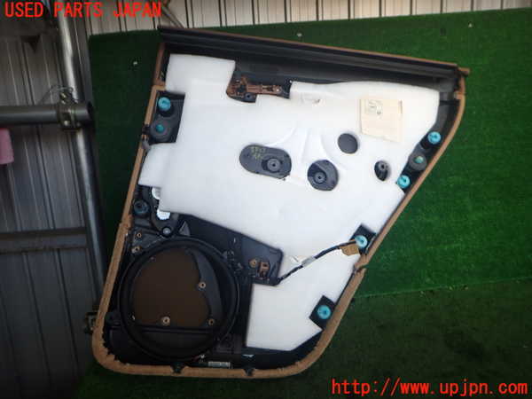 2UPJ-9238231324]ポルシェ・カイエン ターボ(9PA50A)左後ドア内張り 中古_5