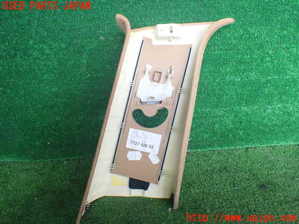 2UPJ-9238237675]ポルシェ・カイエン ターボ(9PA50A)右リアピラートリム 中古_2