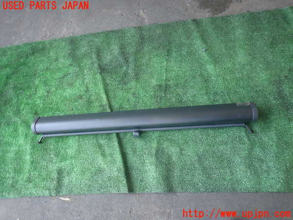 2UPJ-9238237762]ポルシェ・カイエン ターボ(9PA50A)トノカバー2 中古_2