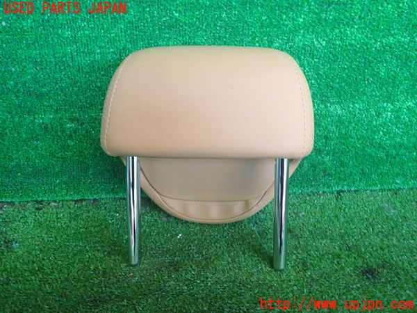 2UPJ-9238237130]ポルシェ・カイエン ターボ(9PA50A)真中2列目ヘッドレスト 中古_2