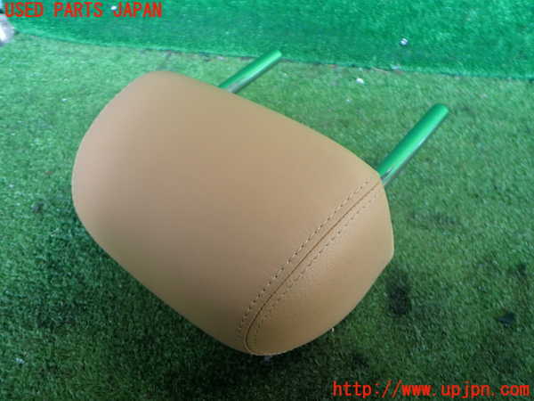 2UPJ-9238237130]ポルシェ・カイエン ターボ(9PA50A)真中2列目ヘッドレスト 中古_4