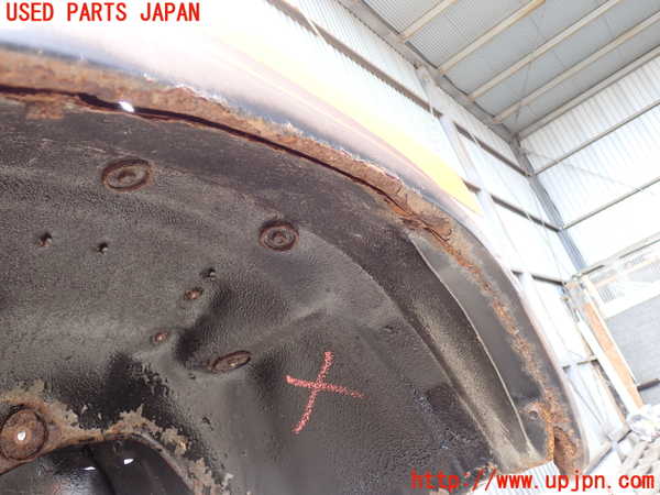 2UPJ-9238241080]ランクル60系(HJ61V)右前フェンダー ジャンク_3