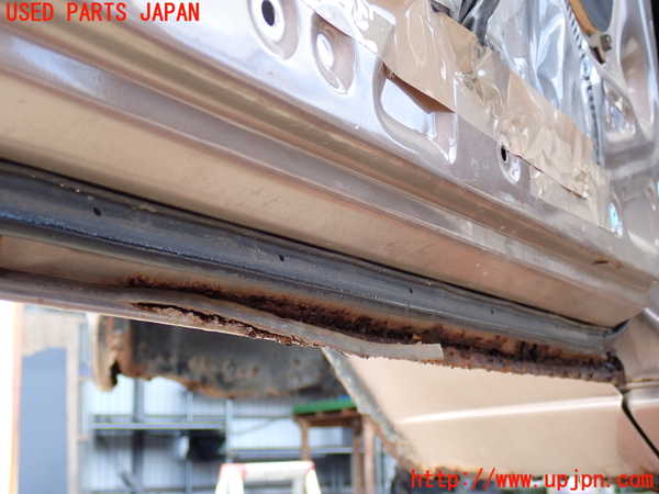 2UPJ-9238241260]ランクル60系(HJ61V)左前ドア 中古 ASAHI M284_3