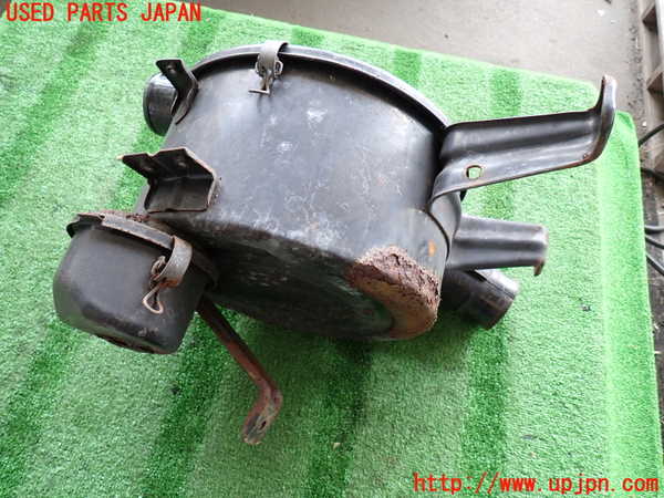 2UPJ-9238242560]ランクル60系(HJ61V)エアクリーナーボックス ジャンク_3