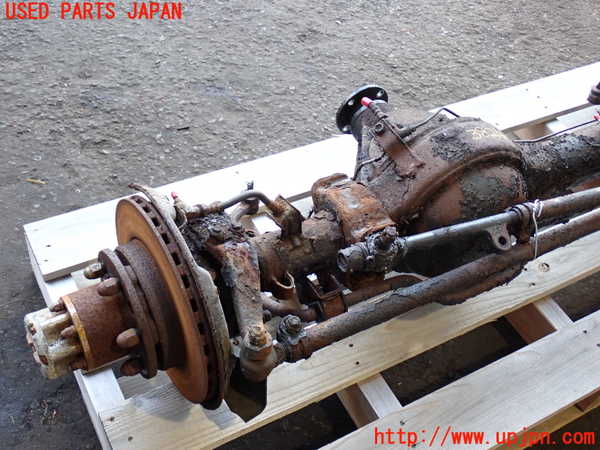 2UPJ-9238244370]ランクル60系(HJ61V)フロントデフホーシング ジャンク_5