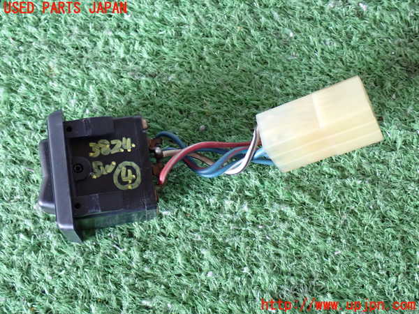 2UPJ-9238246309]ランクル60系(HJ61V)スイッチ4(リアワイパー) 中古_2