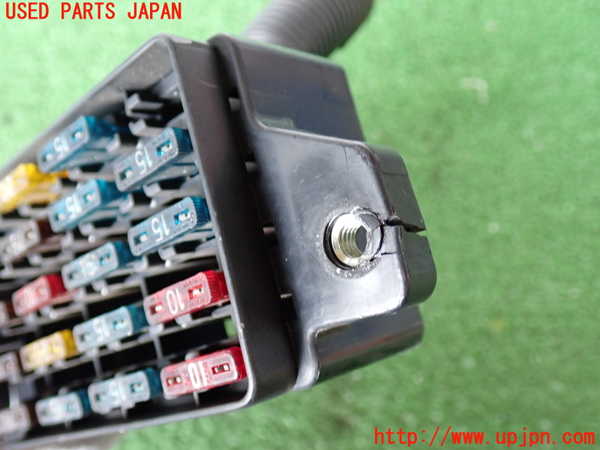 2UPJ-9238246741]ランクル60系(HJ61V)ヒューズボックス1(室内運転席側) 中古_2