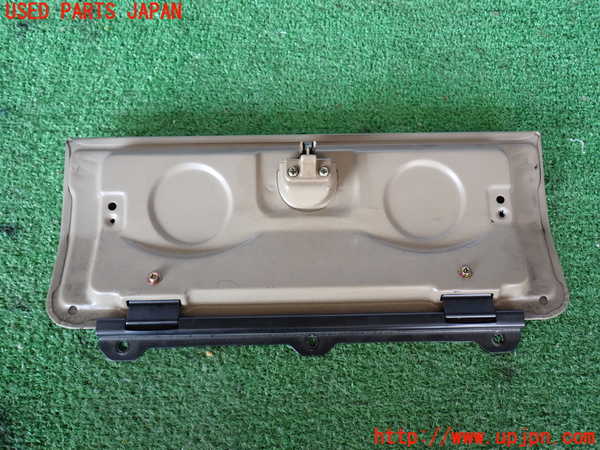 2UPJ-9238247516]ランクル60系(HJ61V)グローブボックス1 中古_4