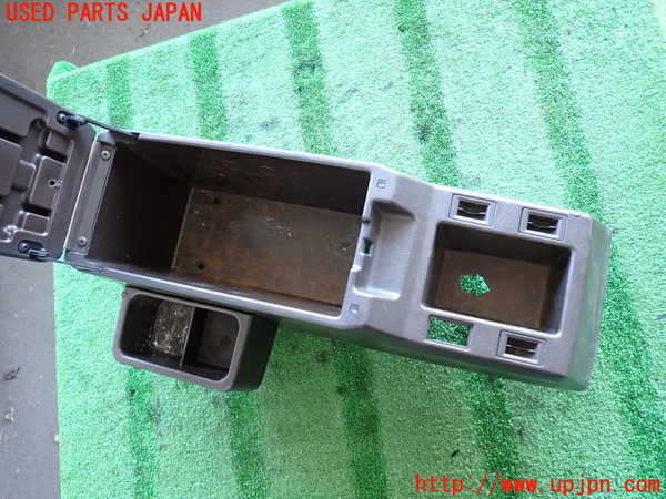 2UPJ-9238247540]ランクル60系(HJ61V)センターコンソール ジャンク_2