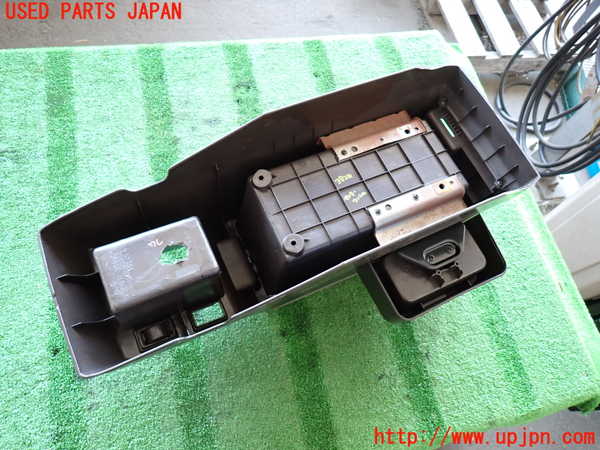 2UPJ-9238247540]ランクル60系(HJ61V)センターコンソール ジャンク_5