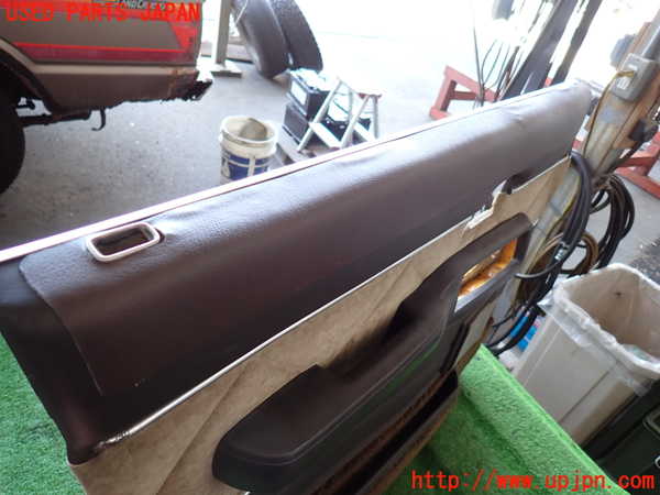 2UPJ-9238241264]ランクル60系(HJ61V)左前ドア内張り 中古_3