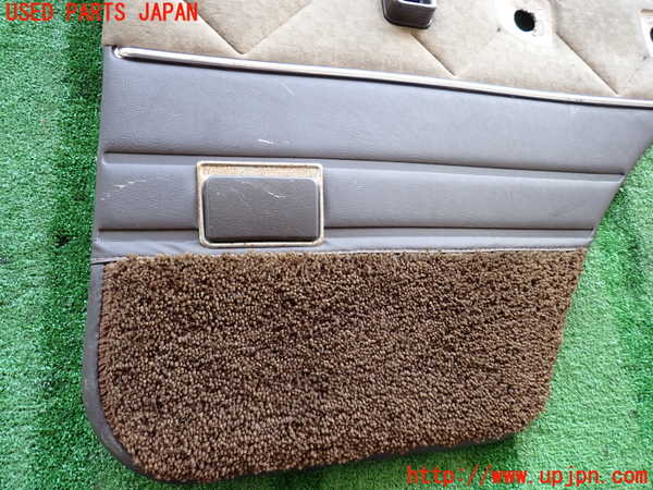 2UPJ-9238241294]ランクル60系(HJ61V)右後ドア内張り 中古_2