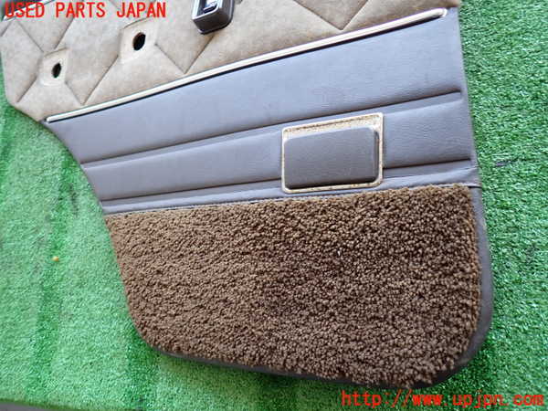 2UPJ-9238241324]ランクル60系(HJ61V)左後ドア内張り 中古_2