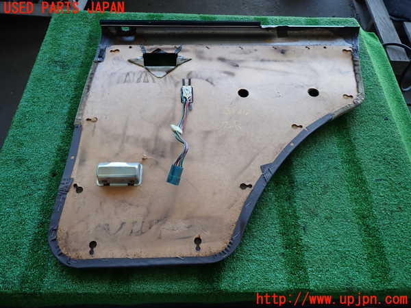 2UPJ-9238241324]ランクル60系(HJ61V)左後ドア内張り 中古_5