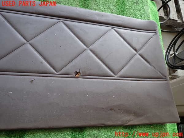 2UPJ-9238247675]ランクル60系(HJ61V)右リアピラートリム 中古_3