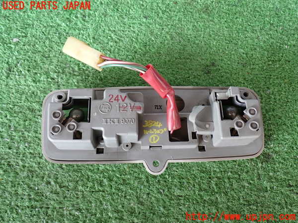 2UPJ-9238246411]ランクル60系(HJ61V)ルームランプ1 中古_2