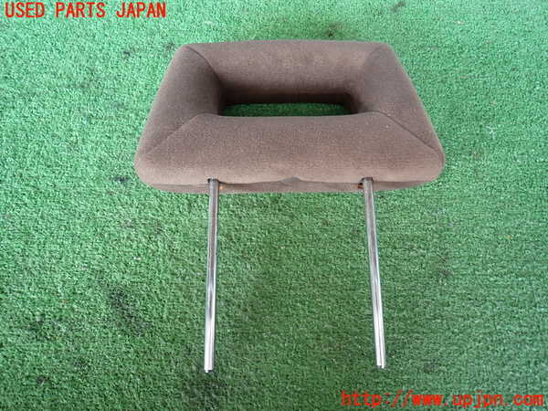 2UPJ-9238247040]ランクル60系(HJ61V)運転席ヘッドレスト 中古_3