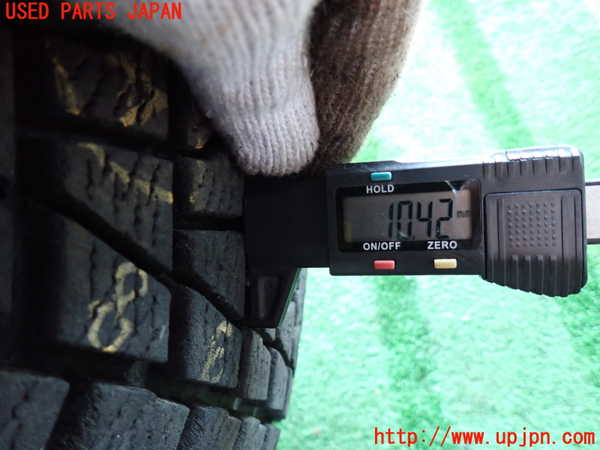 2UPJ-9238249029]ランクル60系(HJ61V)タイヤ　ホイール　1本④ 215/80R15 中古_4