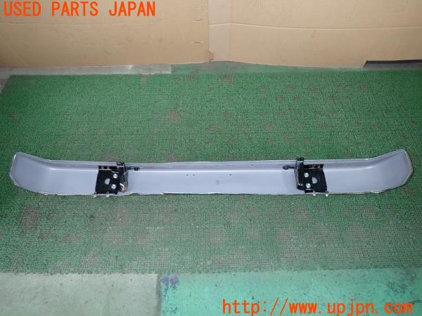 3UPJ=9238250048]ランドクルーザー80(FZJ80G)後期 社外 フロントバンパー メッキ 60フェイス車両 中古_4